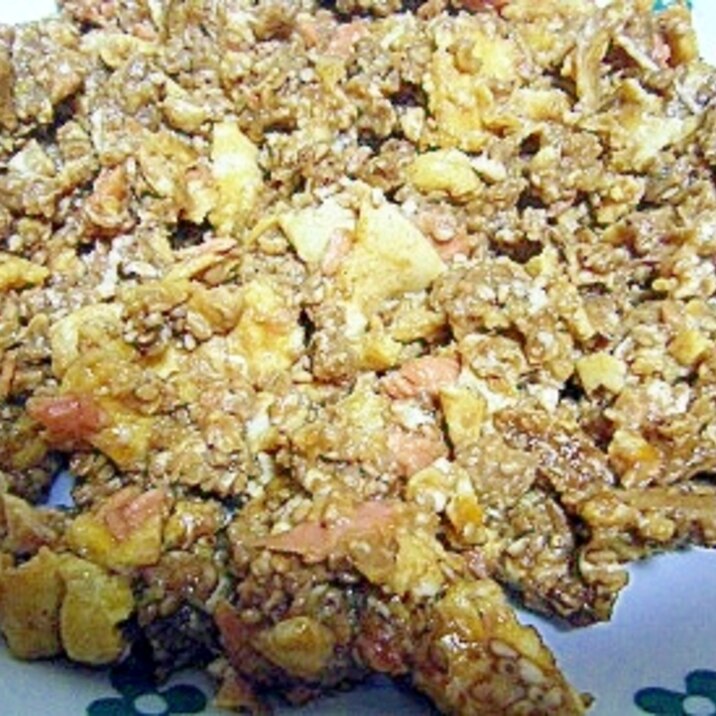 ごま&鮭フレークのソースクランブルエッグ★